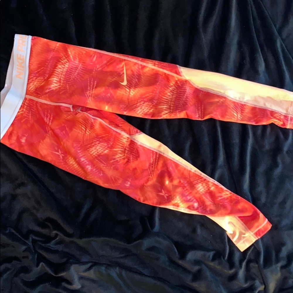 Nike Pro leggings
